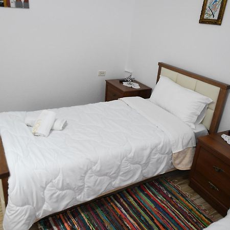 Guest House Luli Berat Kültér fotó
