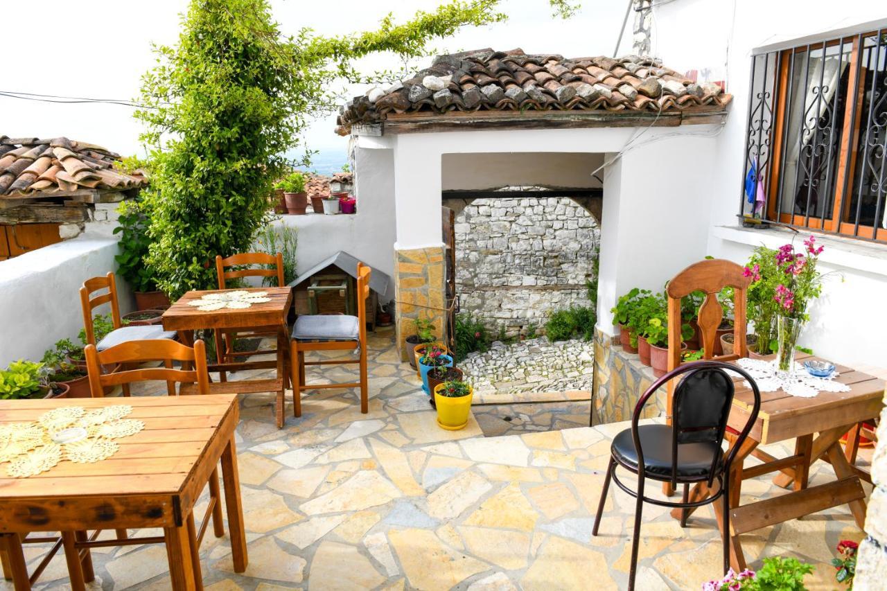 Guest House Luli Berat Kültér fotó