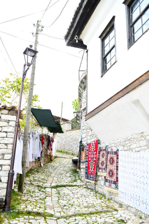 Guest House Luli Berat Kültér fotó