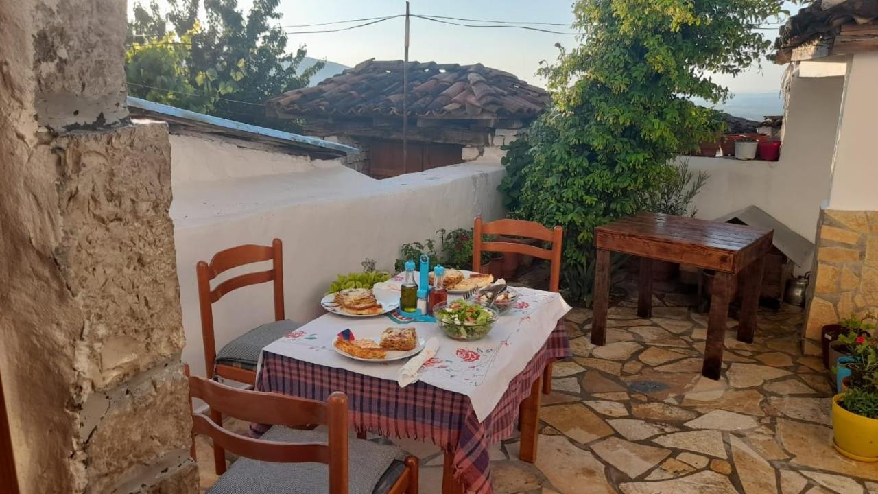 Guest House Luli Berat Kültér fotó