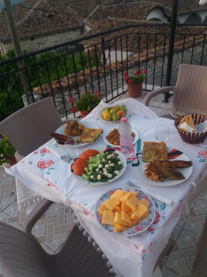 Guest House Luli Berat Kültér fotó